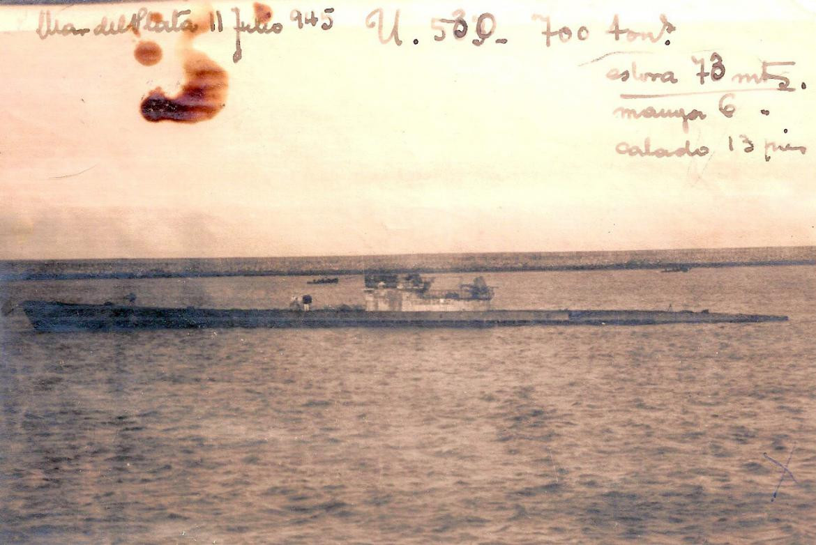 Entrada del U-530 al puerto de Mar del Plata.