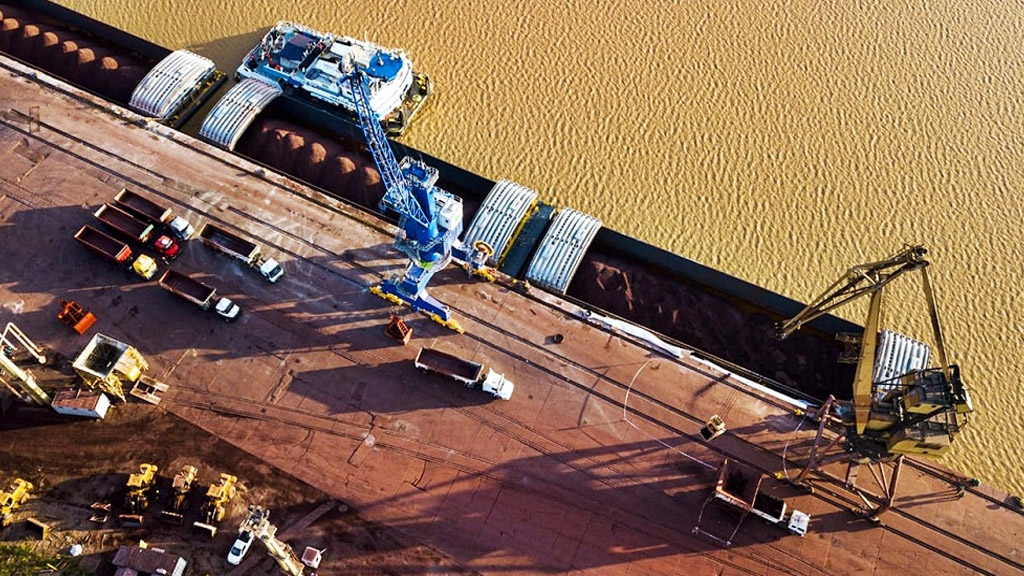 Bajante del Paraná: preocupación en la industria siderúrgica por la provisión de insumos