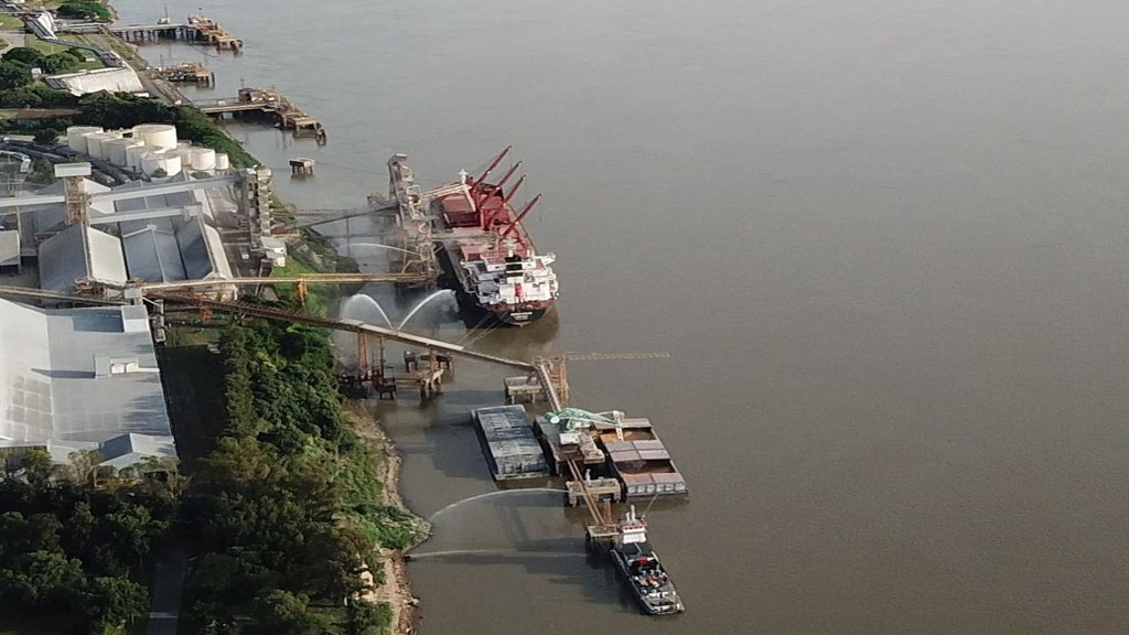 Up River: se perdieron US$ 620 millones en exportaciones de harina y aceite de soja