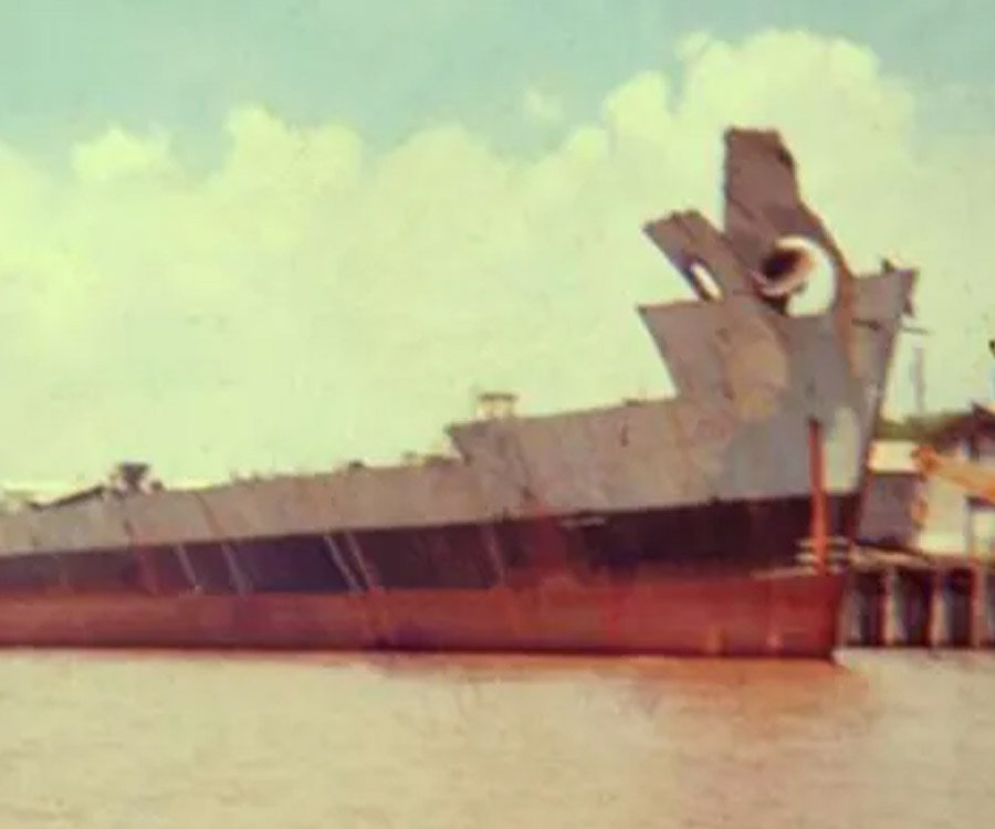 Un portaaviones en el río Paraná: a 50 años del desguace del Independencia en Rosario