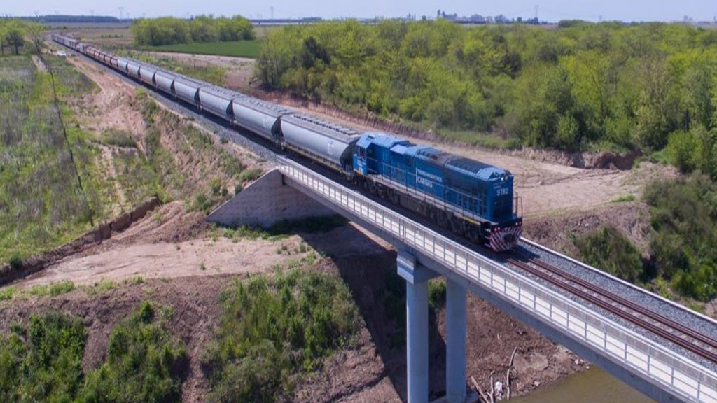 Trenes Argentinos Cargas volvió a lograr en octubre cifras récord
