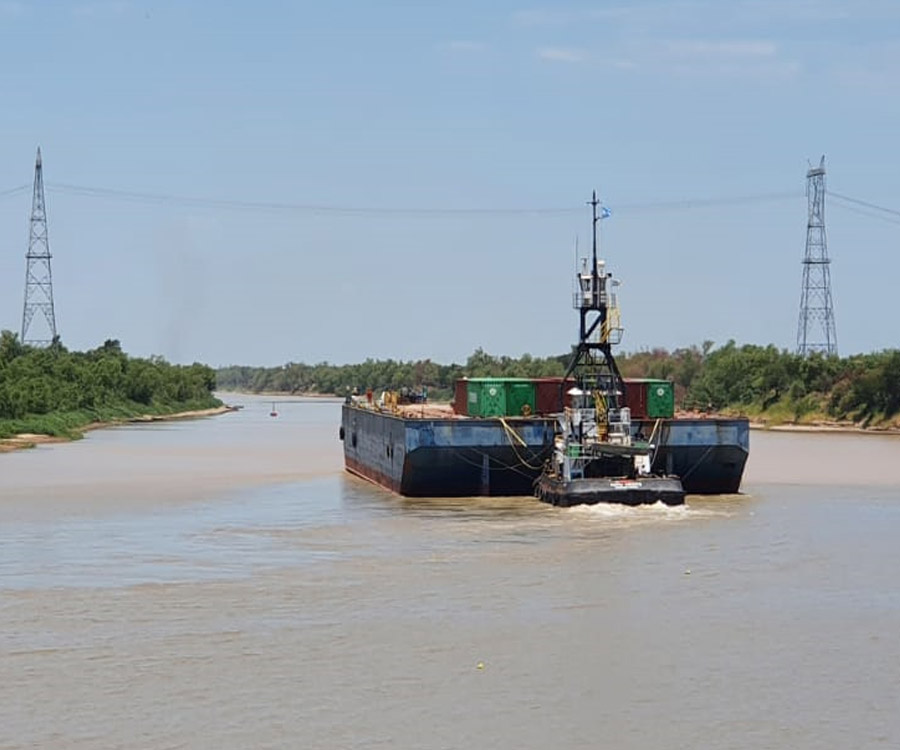 Gestiones para sumar carga a la barcaza que une los puertos de Santa Fe y La Plata