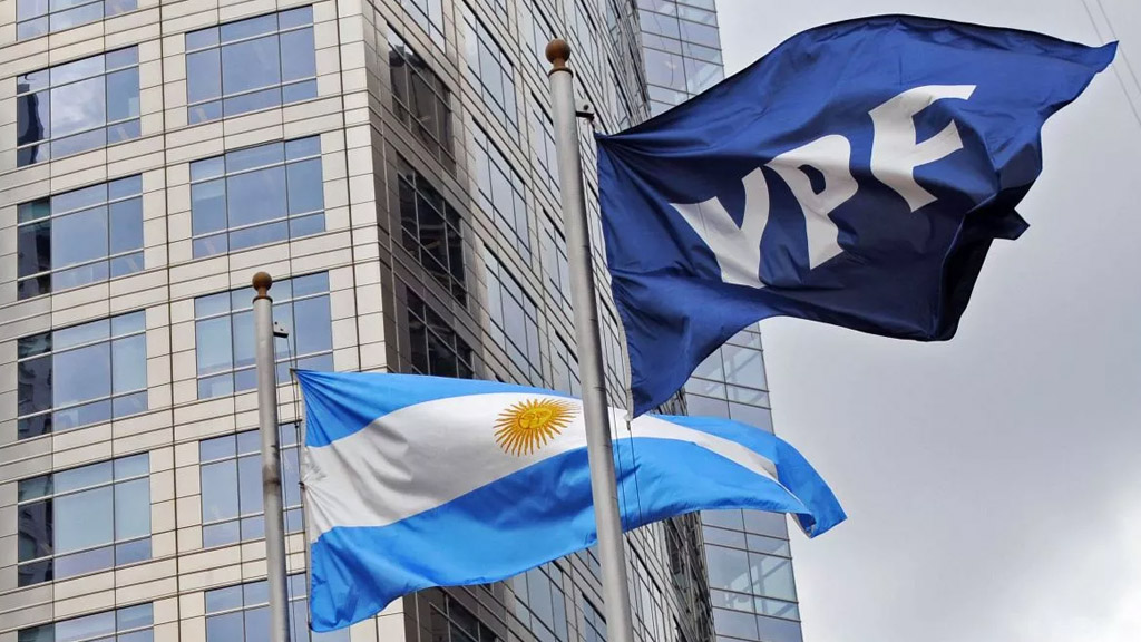 YPF anunció que logró un préstamo de la CAF por 300 millones de dólares