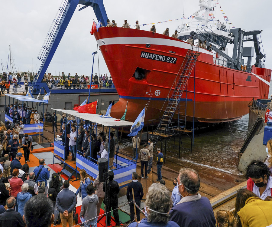 Video: el astillero marplatense Contessi botó el pesquero "Huafeng 827"