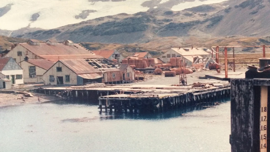 La travesía de obreros y técnicos metalúrgicos que precipitó la Guerra de Malvinas