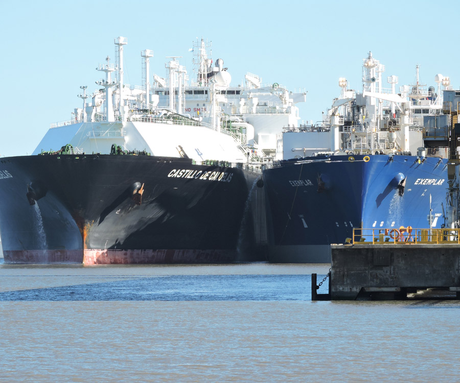 Nueva carga para el regasificador Exemplar en el puerto de Bahía Blanca