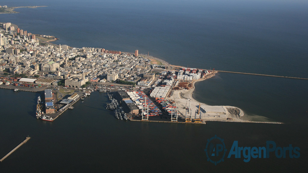 Uruguay avanza para profundizar a 14 metros el canal de acceso al puerto de Montevideo