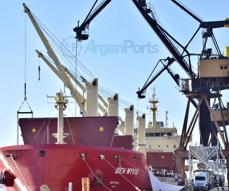 Actualizan requisitos para la habilitación de puertos y terminales en todo el país