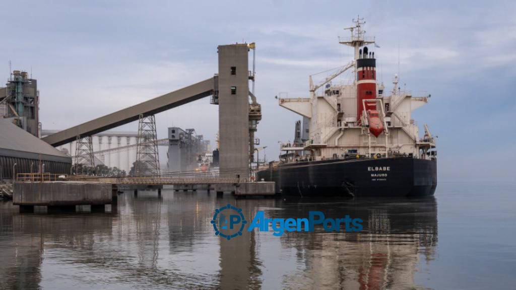 El puerto de Bahía Blanca embarcó un 14% más de toneladas que el año pasado