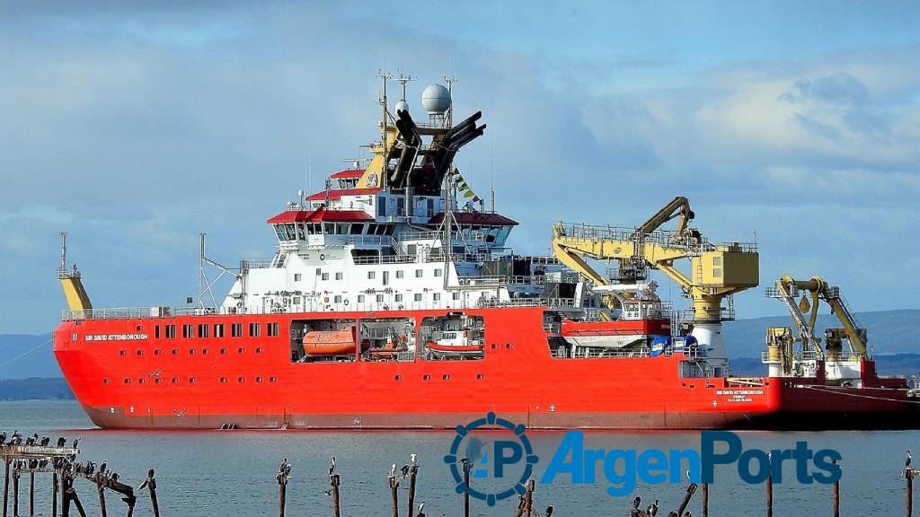 Así es el buque británico que navegó ilegalmente por aguas argentinas