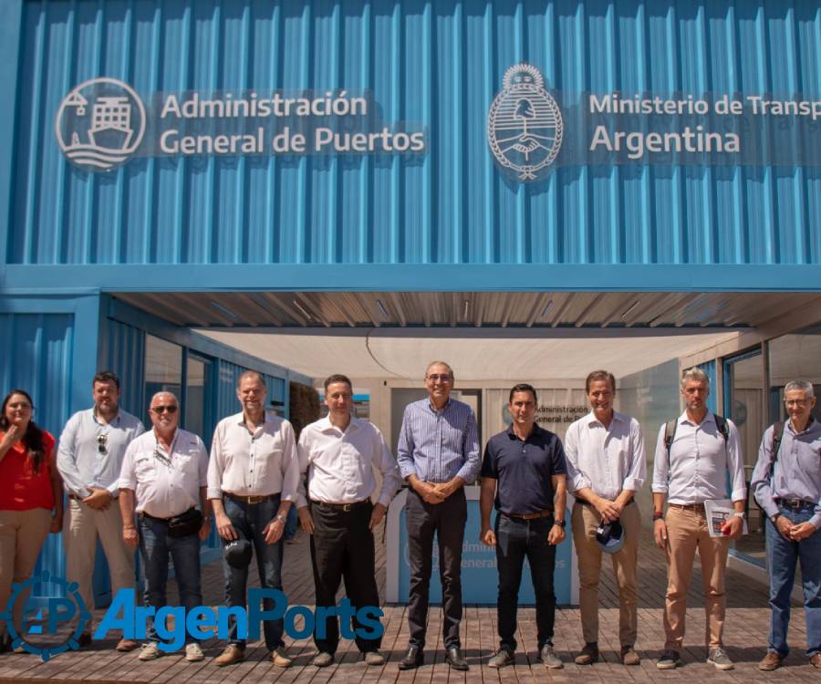 AGP se reunió en Expoagro con entidades privadas que agrupan a usuarios de la Hidrovía