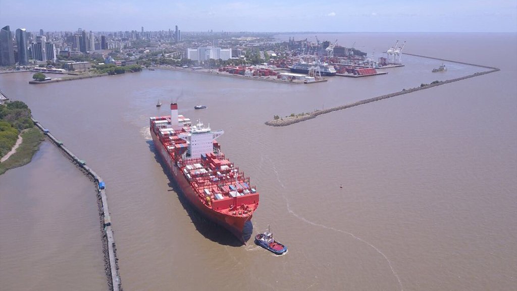“El canal de acceso al puerto de Buenos Aires ya quedó obsoleto y hay que reformularlo”