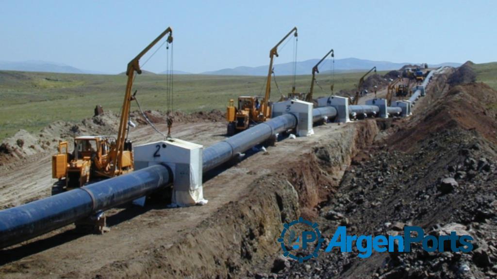 El gasoducto Néstor Kirchner demorará un mes en estar plenamente operativo