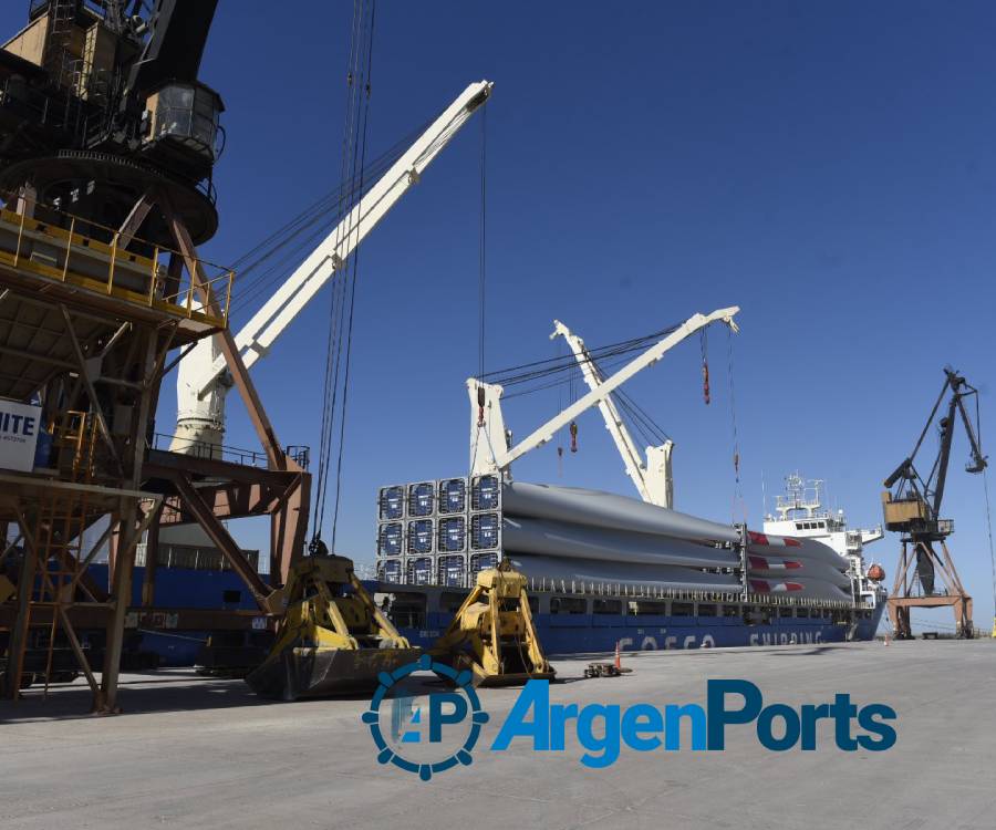 El Puerto de Bahía Blanca mantiene su rol relevante en la descarga de aerogeneradores