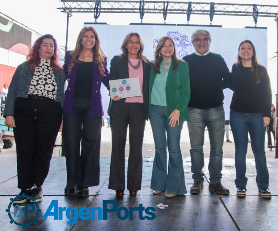 Puerto Dock Sud participó en la “II Expo Congreso Nosotras Producimos”