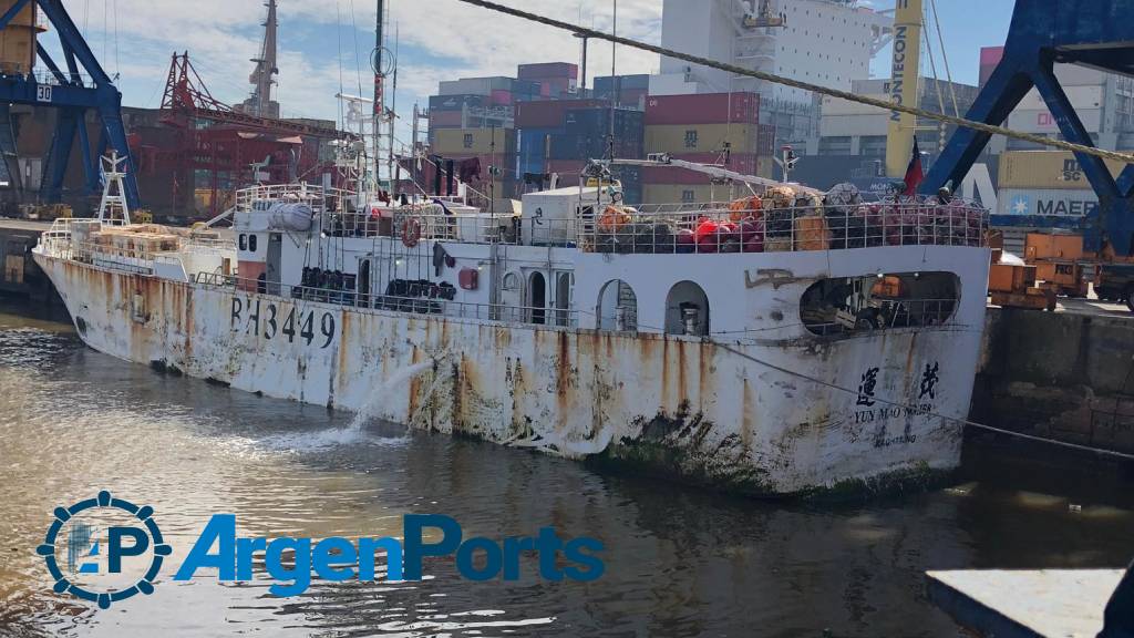 China niega acusaciones de pesca ilegal en el Atlántico Sur y pone a Uruguay como testigo