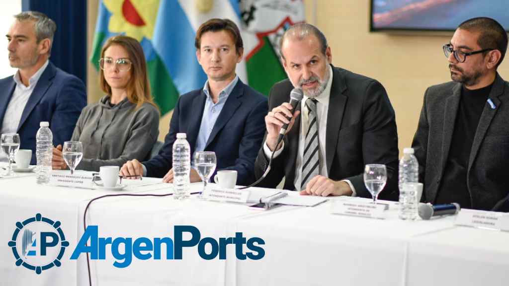 La dirigencia de Bahía Blanca estrecha filas para no perder a manos de Río Negro el proyecto GNL