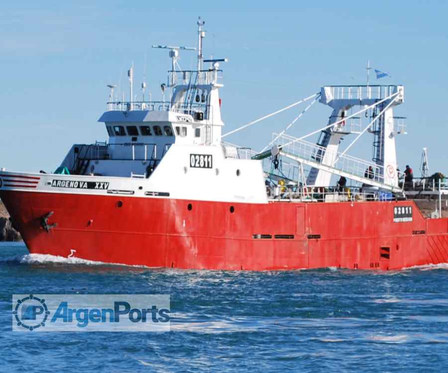 Las empresas pesqueras españolas temen por sus 80 barcos y miles de empleos en Argentina