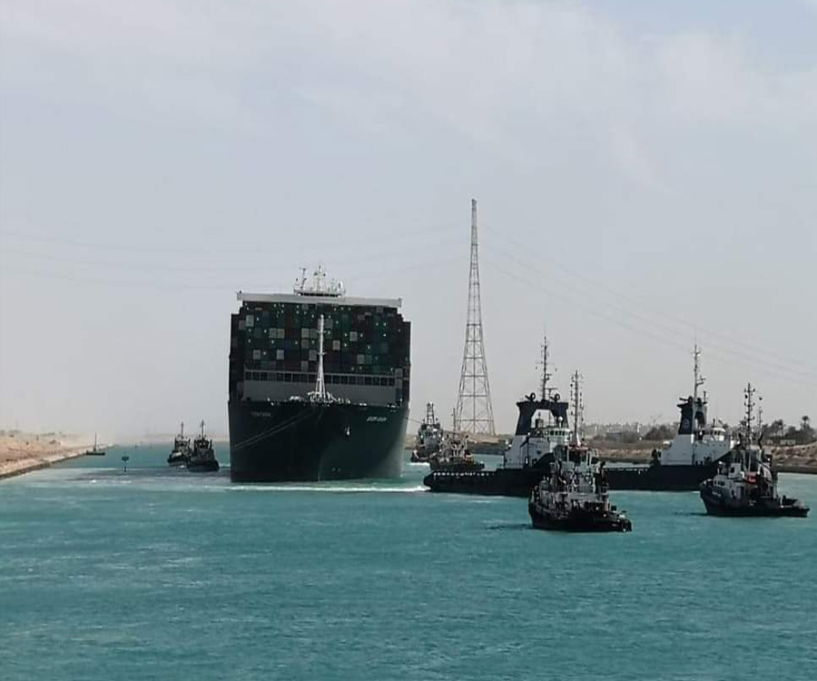 Video: liberaron al gigantesco Ever Given y el Canal de Suez recuperará su actividad