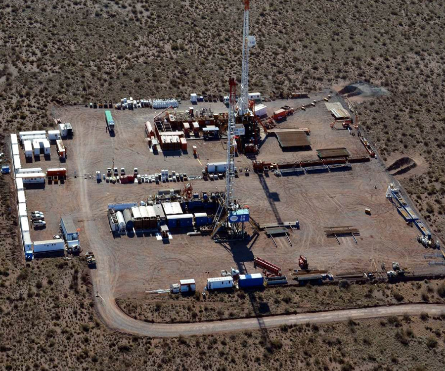 Petroleras reactivan operaciones en Vaca Muerta pero algunas rescindirán contratos