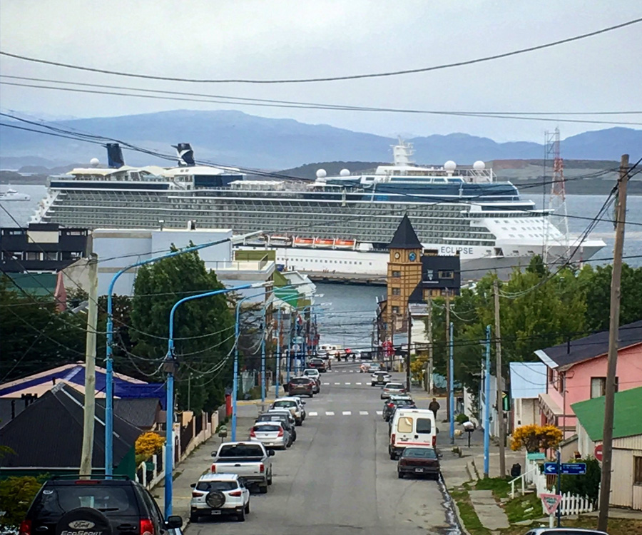 ¿Obras hoy, cambios para mañana? Turismo de cabotaje y política marítima en Ushuaia
